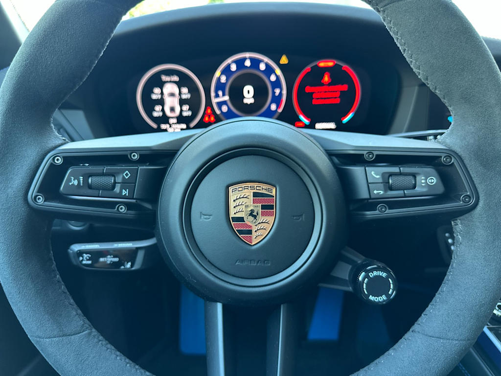 Thumbnail: 2026 Porsche 911 - 12