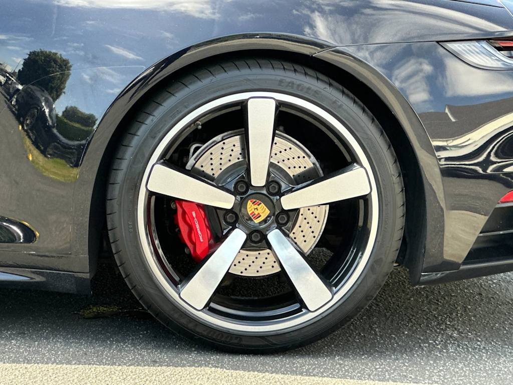 Thumbnail: 2020 Porsche 911 - 8