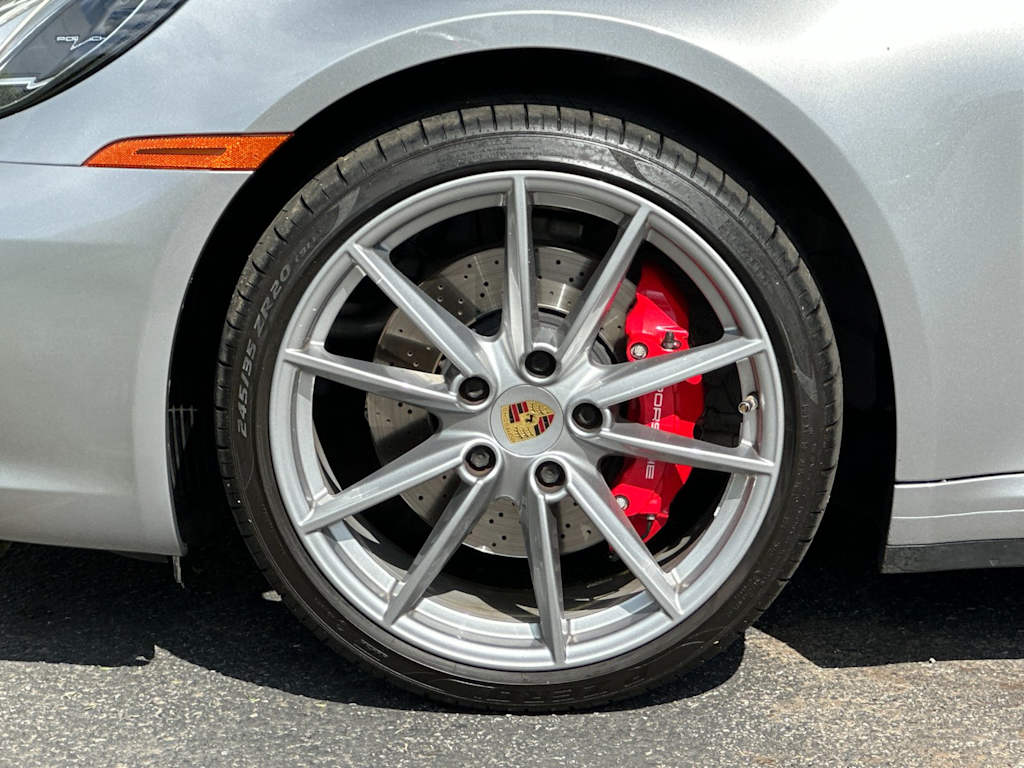Thumbnail: 2020 Porsche 911 - 5