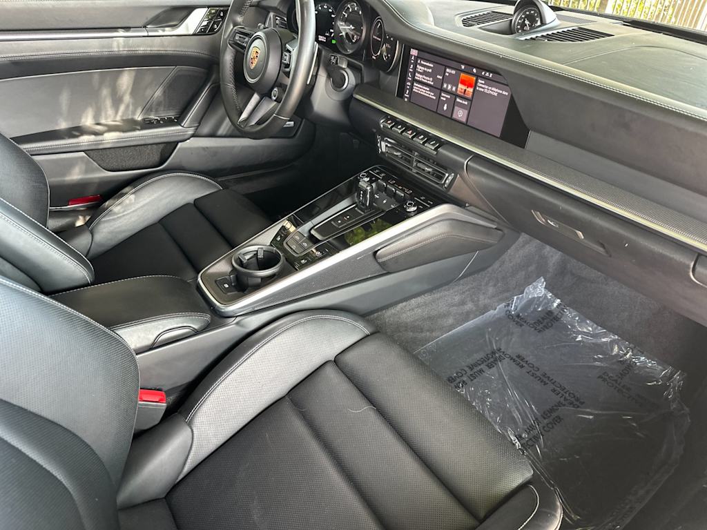 Thumbnail: 2020 Porsche 911 - 10