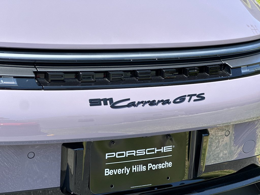 Thumbnail: 2026 Porsche 911 - 6