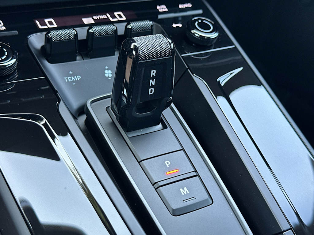 Thumbnail: 2026 Porsche 911 - 25