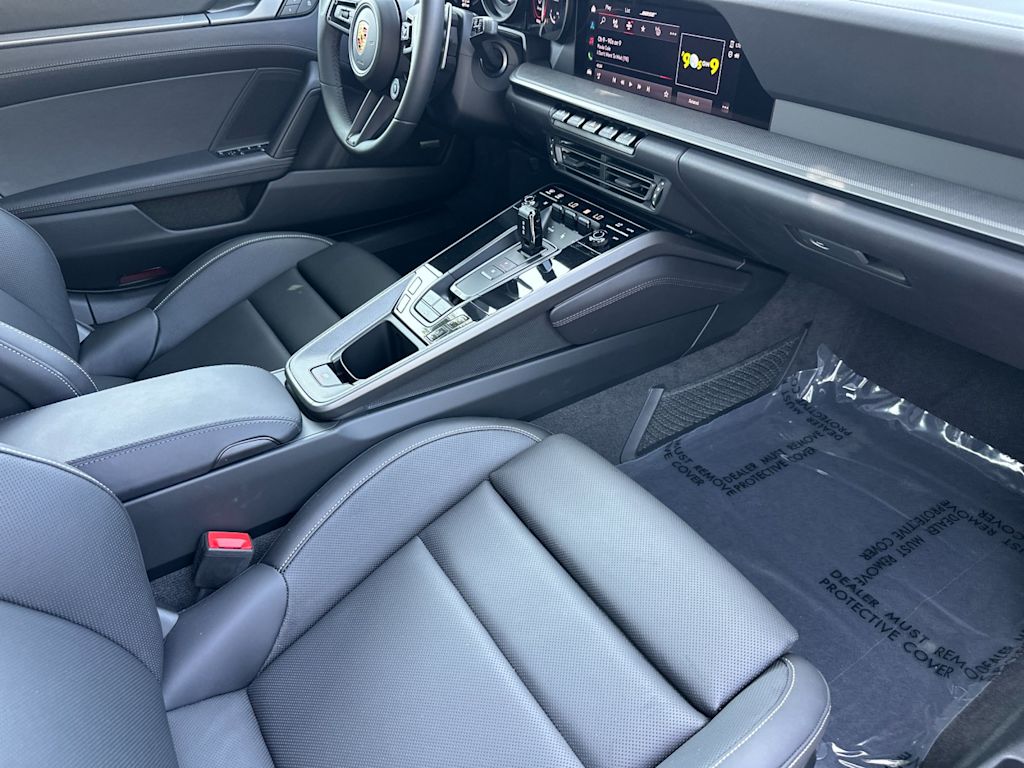 Thumbnail: 2023 Porsche 911 - 8