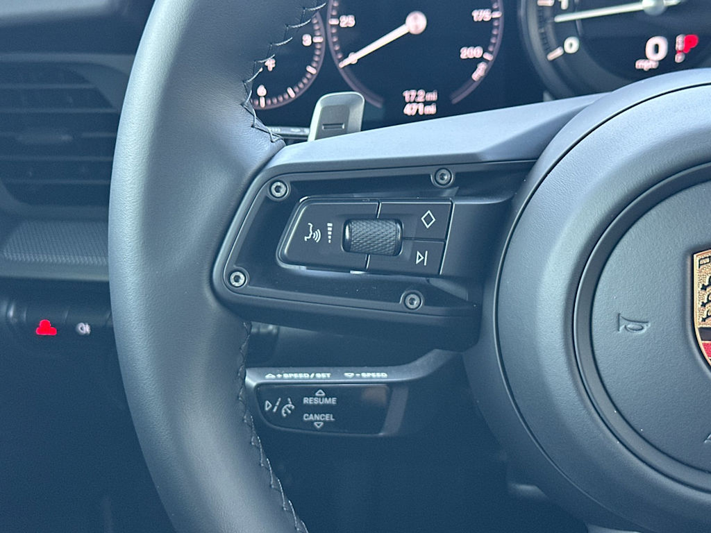 Thumbnail: 2023 Porsche 911 - 26