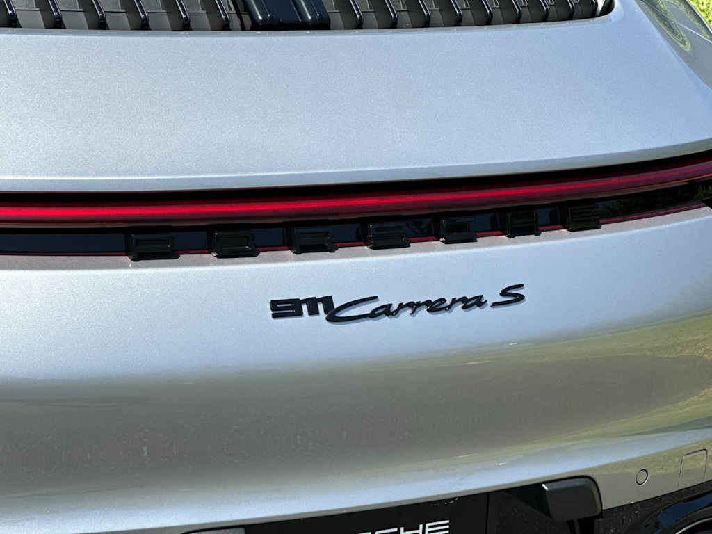 Thumbnail: 2023 Porsche 911 - 29