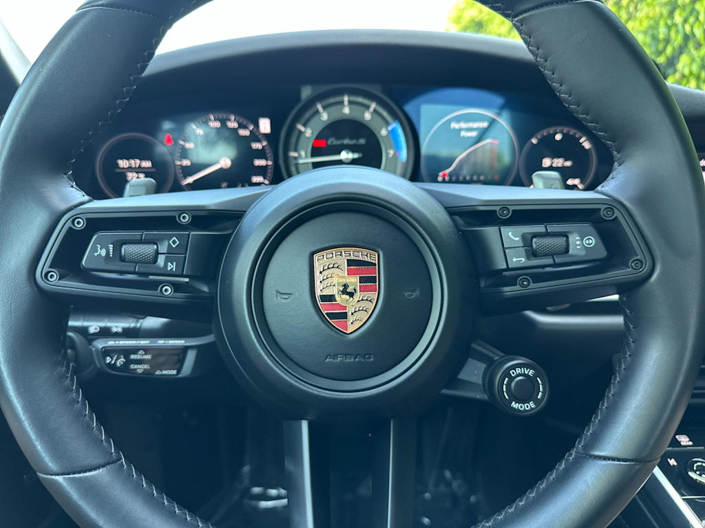 Thumbnail: 2024 Porsche 911 - 8
