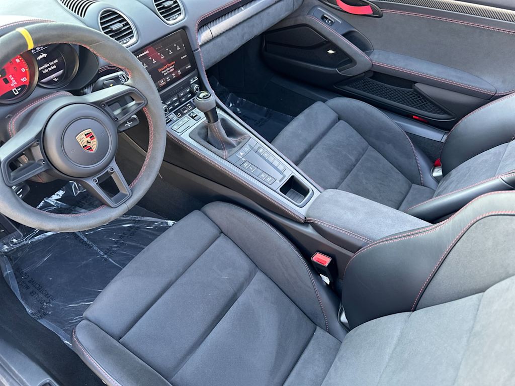 Thumbnail: 2025 Porsche 718 Boxster - 2