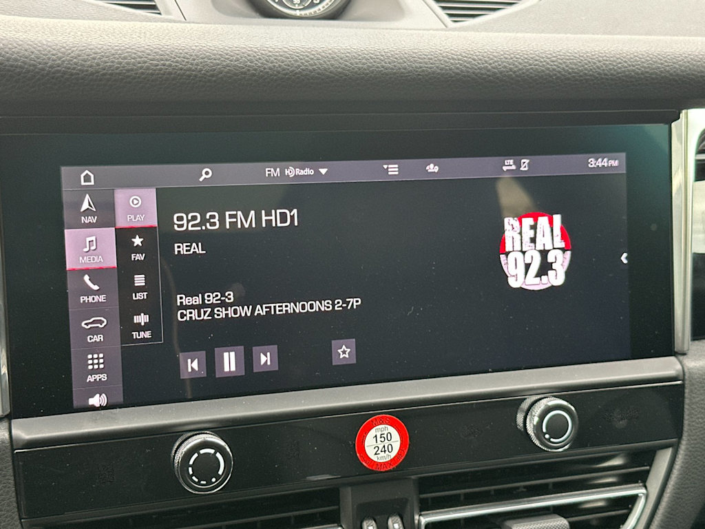 Thumbnail: 2025 Porsche Macan - 14