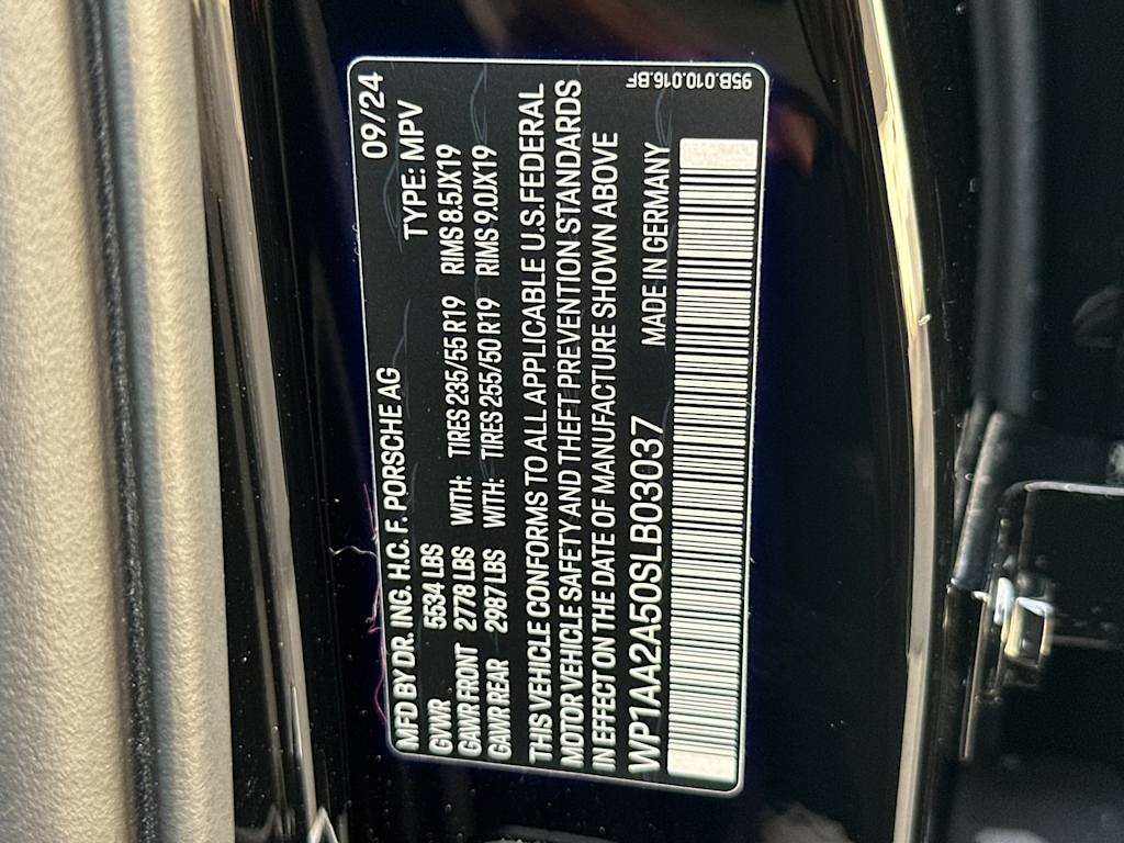 Thumbnail: 2025 Porsche Macan - 18