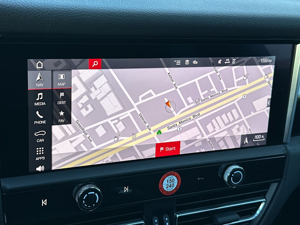 Thumbnail: 2025 Porsche Macan - 26