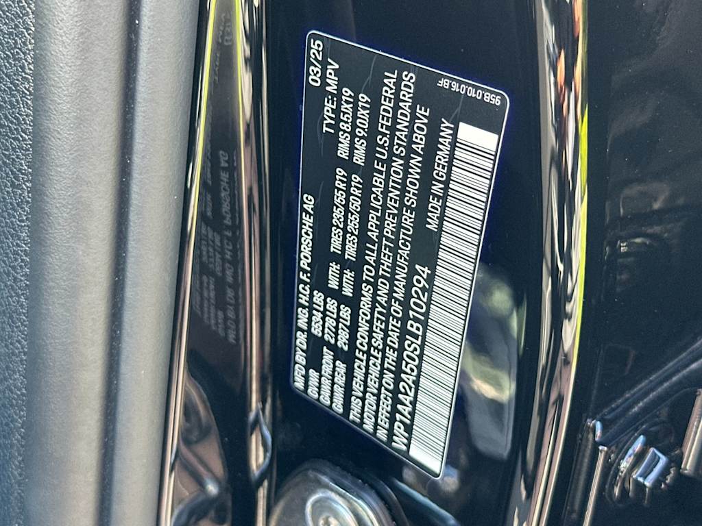 Thumbnail: 2025 Porsche Macan - 17