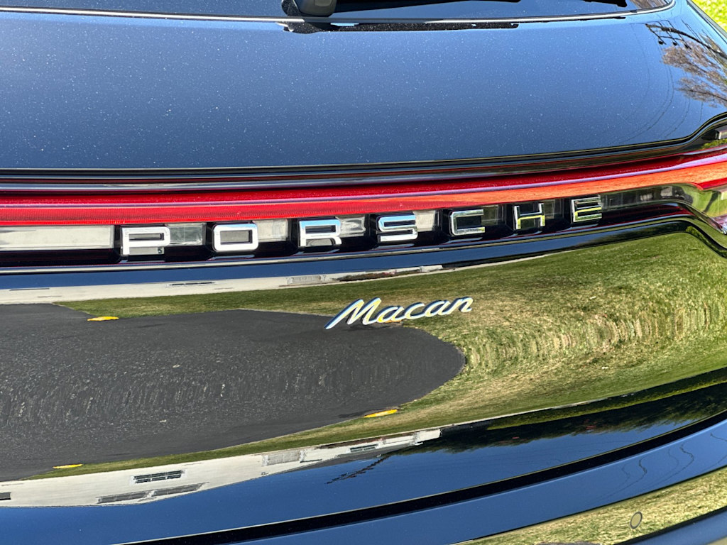 Thumbnail: 2025 Porsche Macan - 7