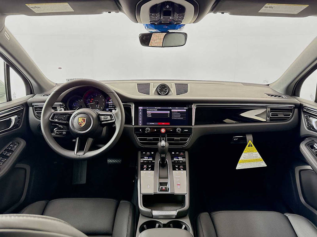 Thumbnail: 2026 Porsche Macan - 26