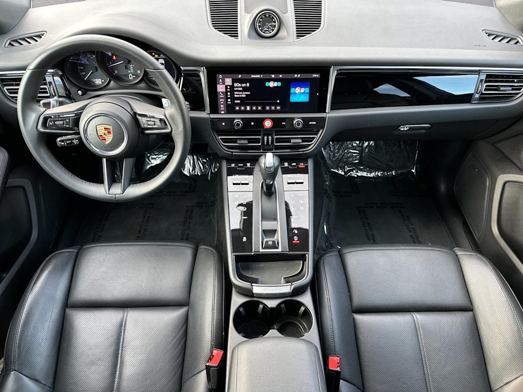 Thumbnail: 2025 Porsche Macan - 9