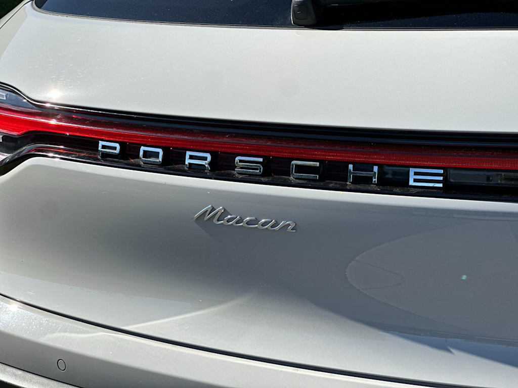 Thumbnail: 2025 Porsche Macan - 7