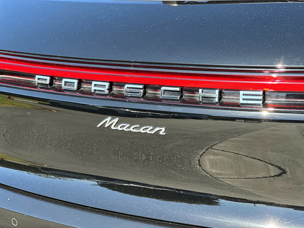 Thumbnail: 2025 Porsche Macan - 7