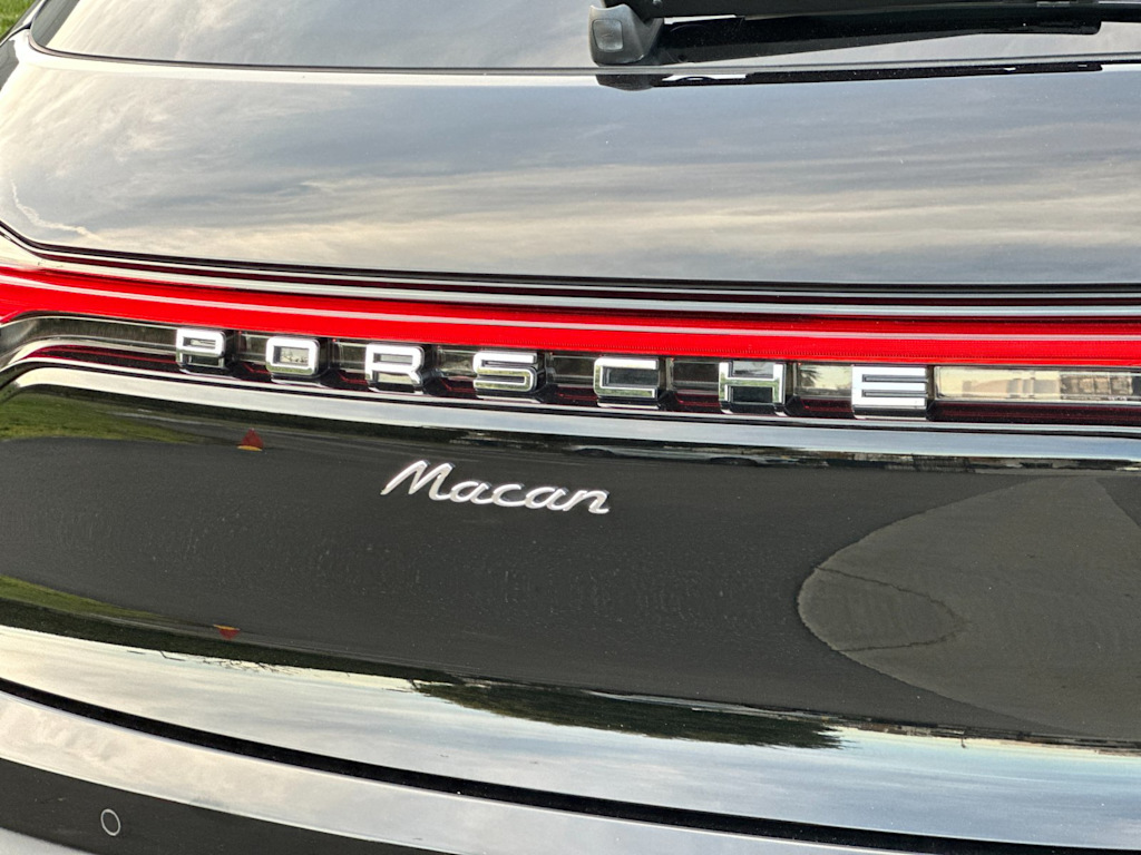 Thumbnail: 2025 Porsche Macan - 7