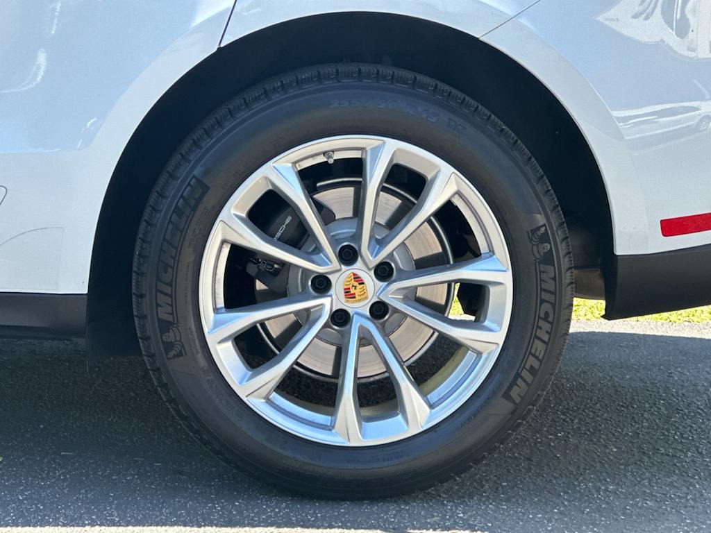 Thumbnail: 2025 Porsche Macan - 8