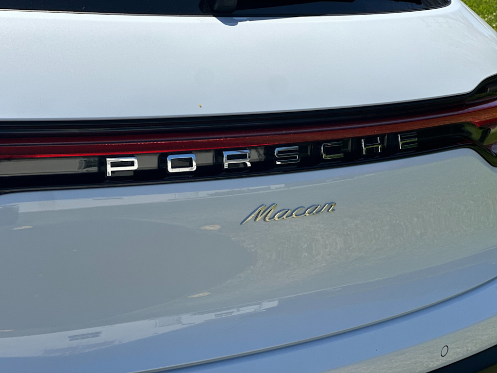 Thumbnail: 2025 Porsche Macan - 7