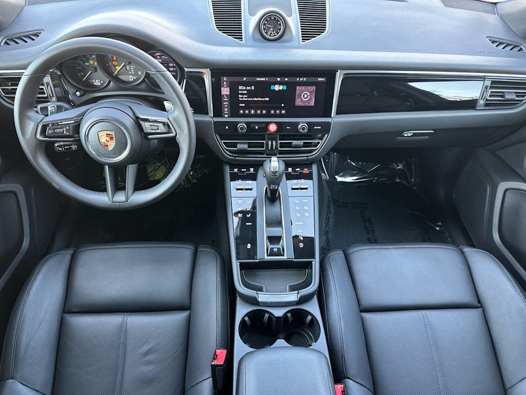 Thumbnail: 2026 Porsche Macan - 2