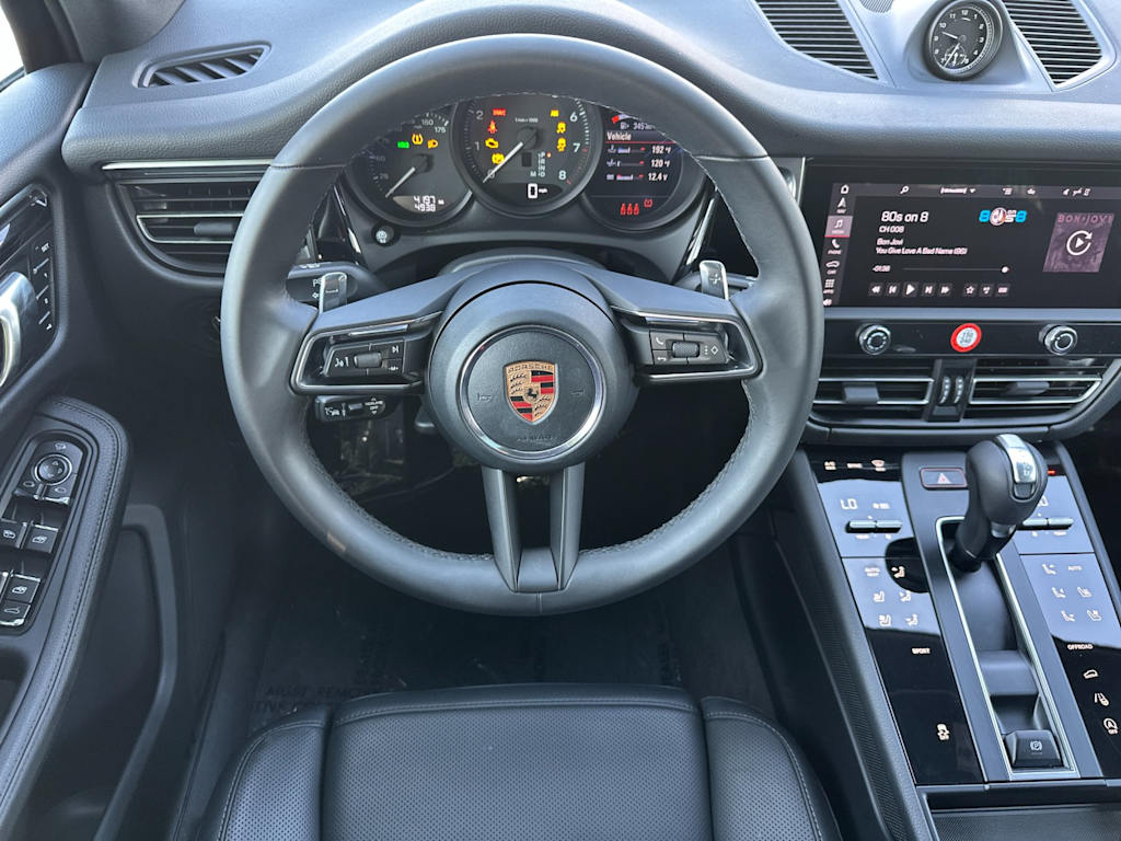 Thumbnail: 2026 Porsche Macan - 9