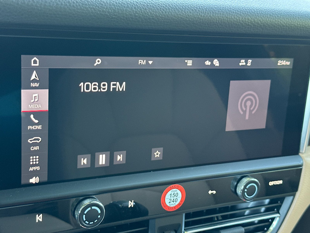 Thumbnail: 2026 Porsche Macan - 14