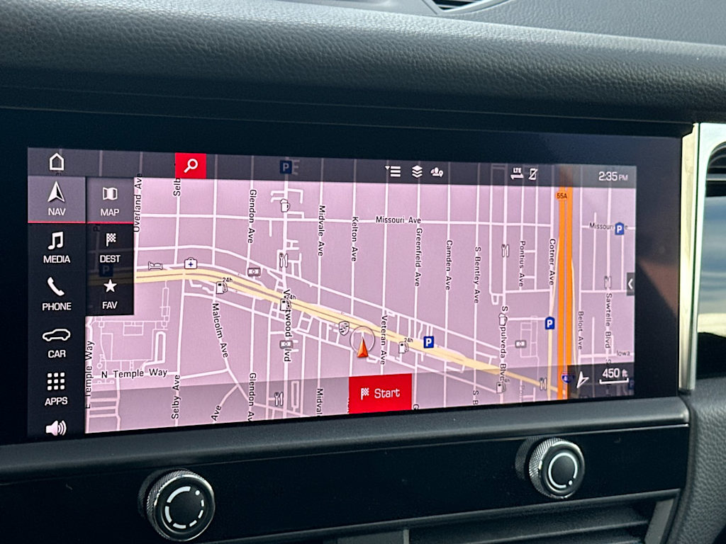 Thumbnail: 2025 Porsche Macan - 27