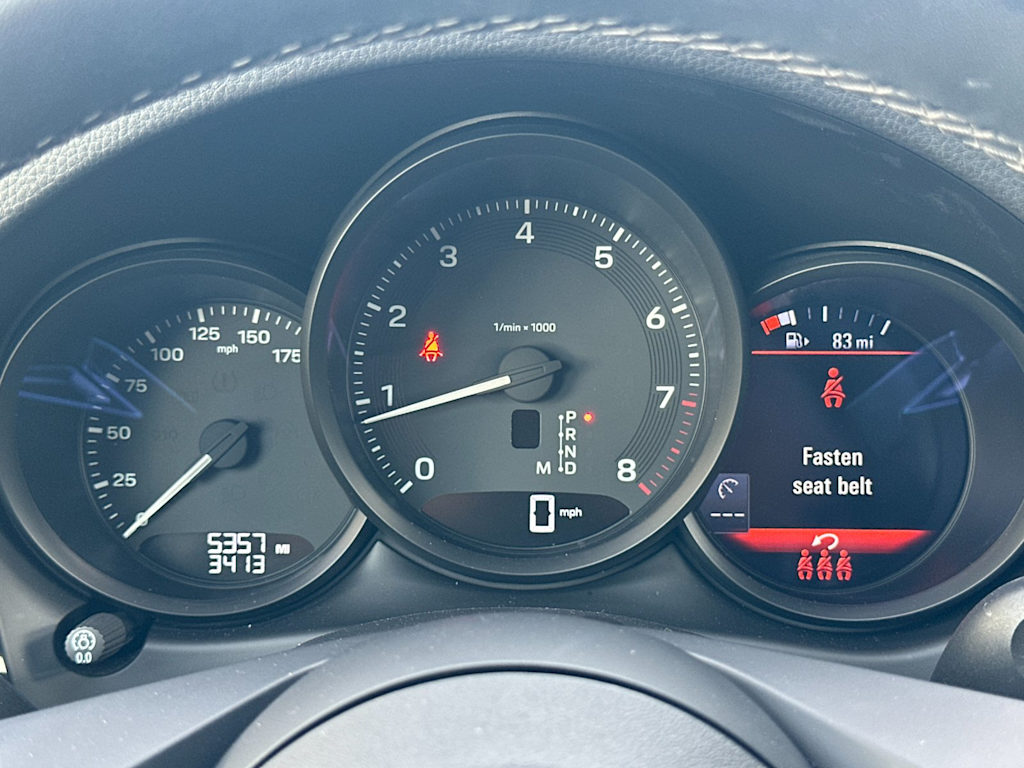 Thumbnail: 2025 Porsche Macan - 16