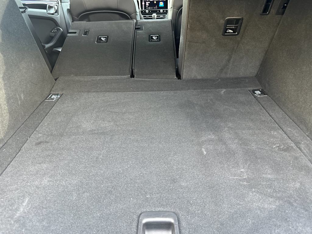 Thumbnail: 2025 Porsche Macan - 17