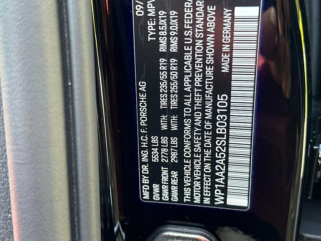 Thumbnail: 2025 Porsche Macan - 20