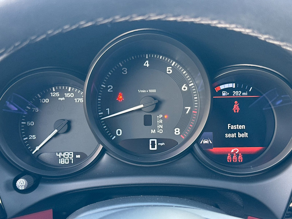 Thumbnail: 2025 Porsche Macan - 18