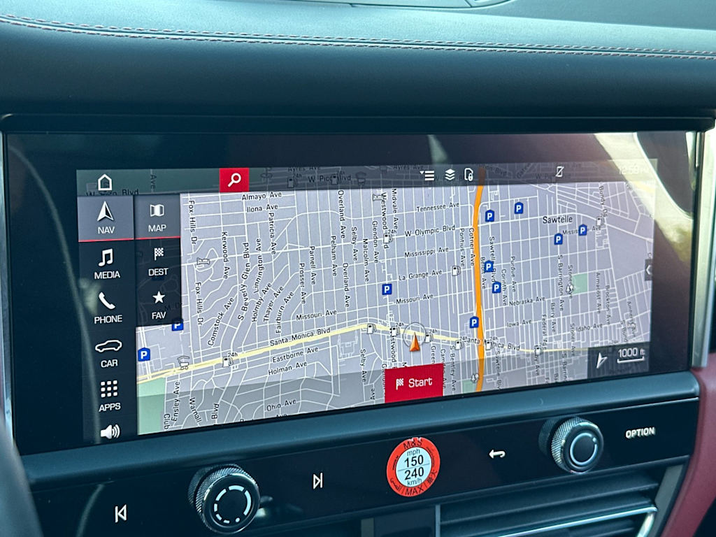 Thumbnail: 2025 Porsche Macan - 27