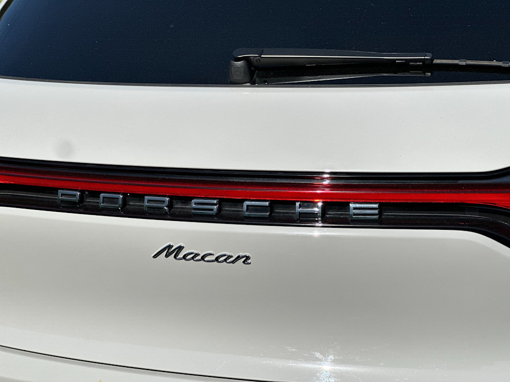 Thumbnail: 2025 Porsche Macan - 7