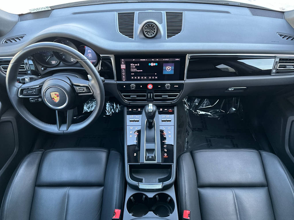 Thumbnail: 2025 Porsche Macan - 9
