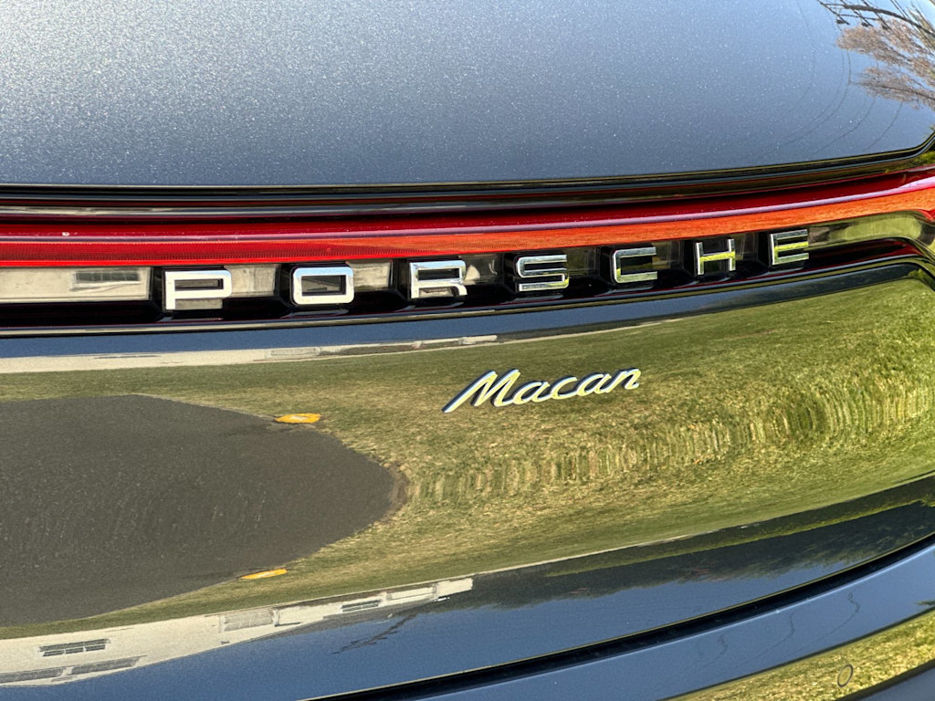 Thumbnail: 2025 Porsche Macan - 7