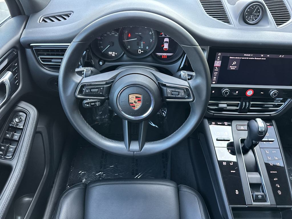 Thumbnail: 2025 Porsche Macan - 8