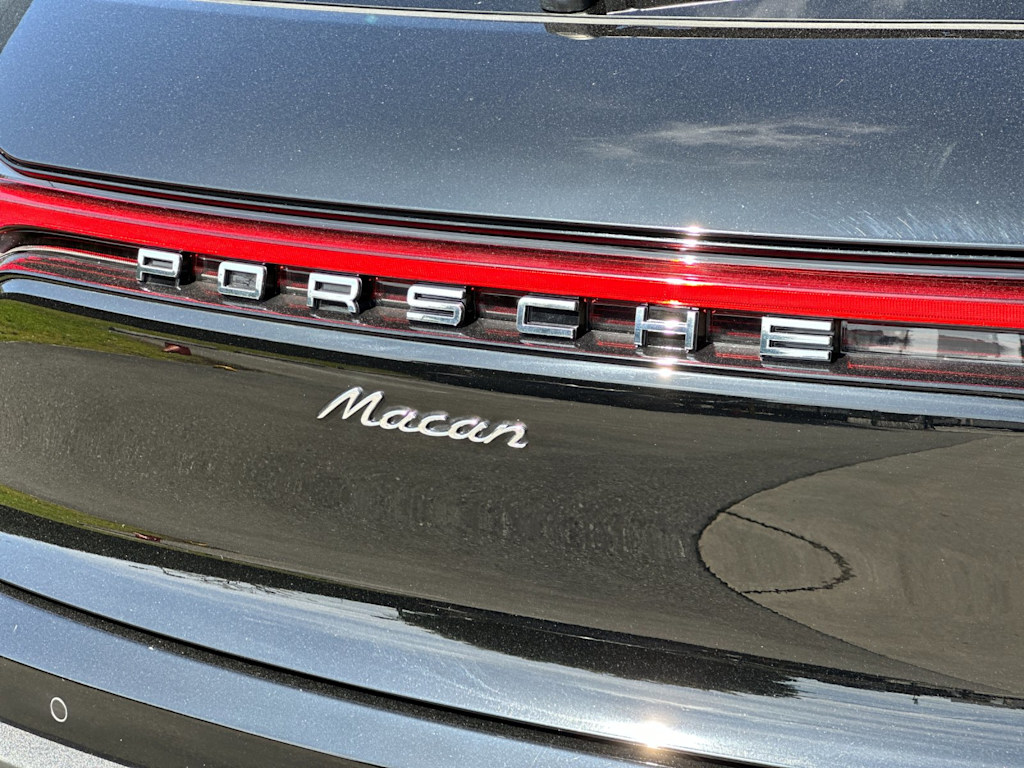 Thumbnail: 2025 Porsche Macan - 7
