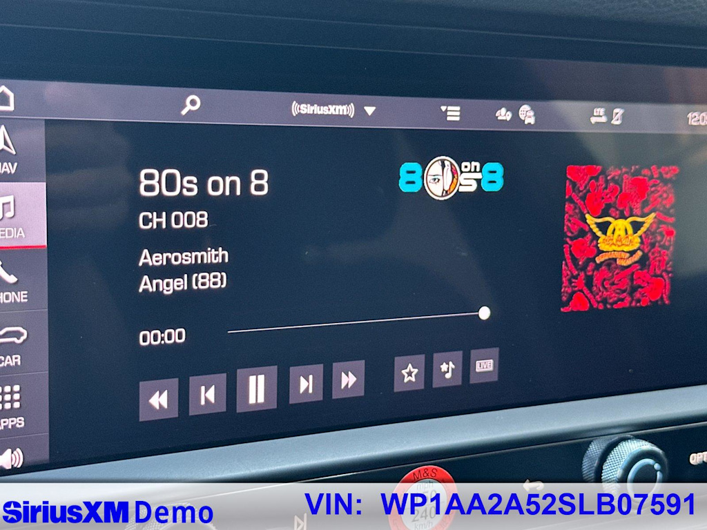 Thumbnail: 2025 Porsche Macan - 33