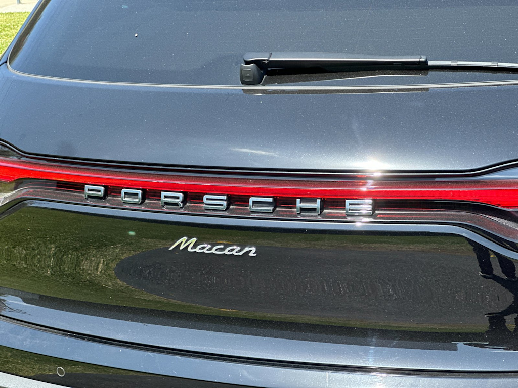 Thumbnail: 2025 Porsche Macan - 6