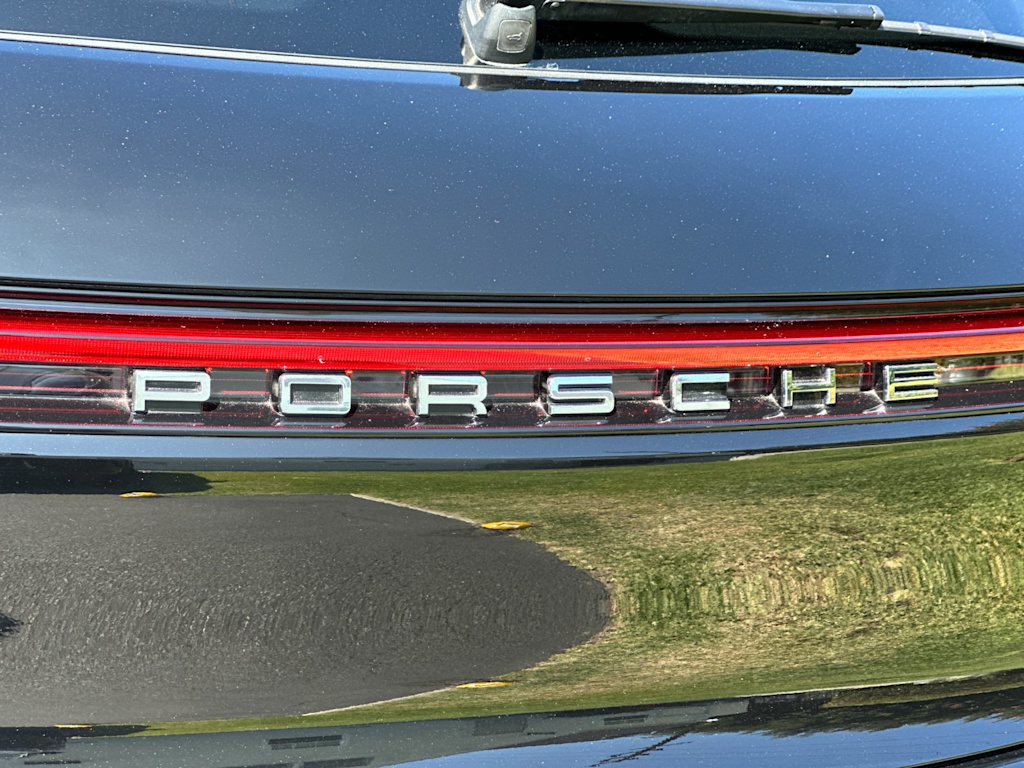 Thumbnail: 2026 Porsche Macan - 33
