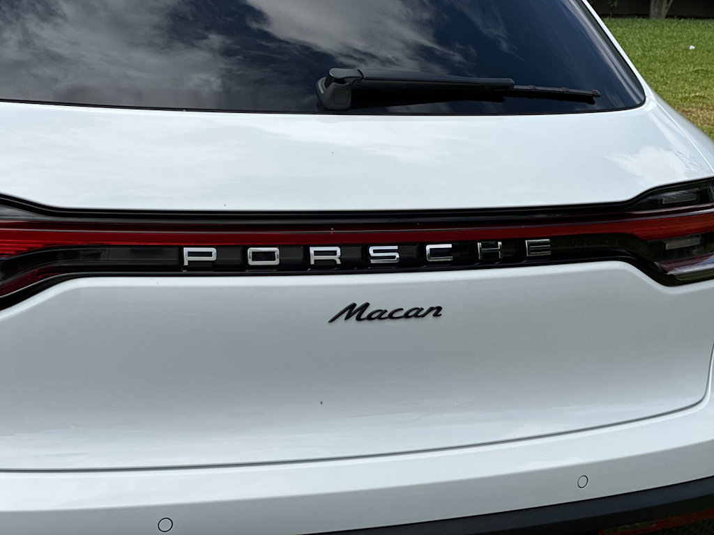 Thumbnail: 2026 Porsche Macan - 7