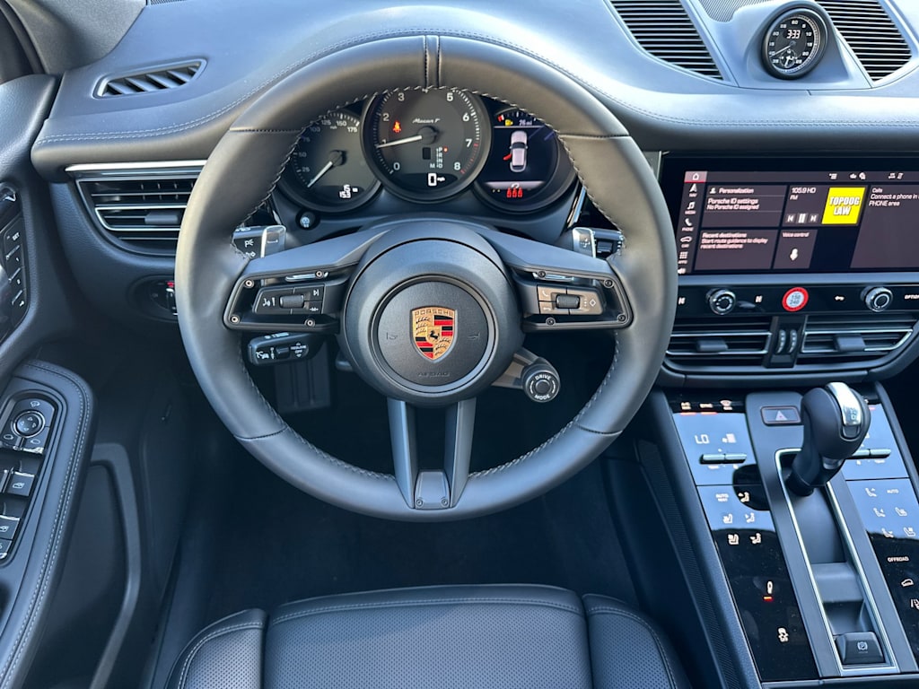 Thumbnail: 2026 Porsche Macan - 11