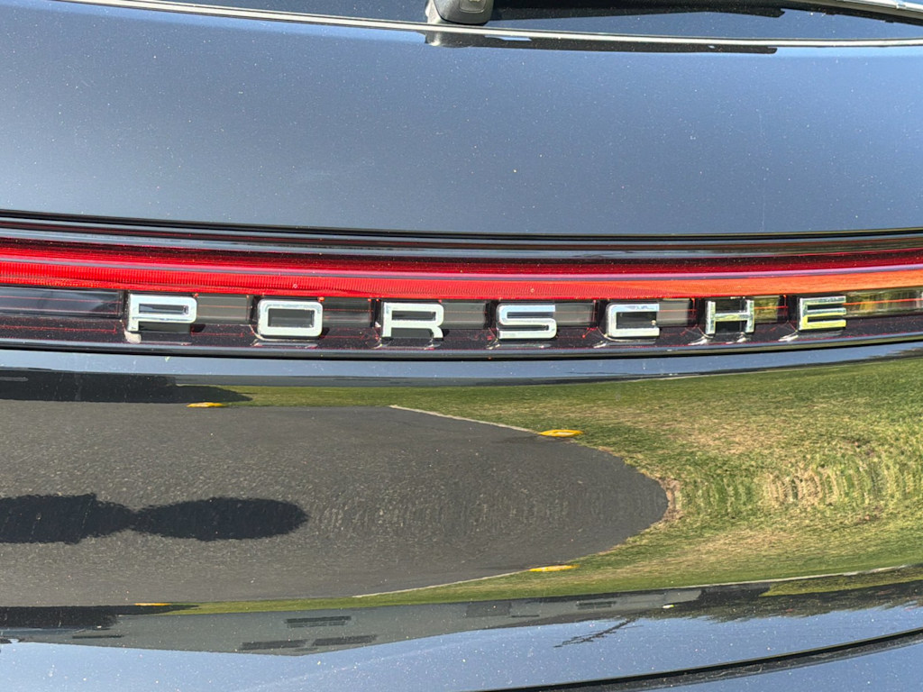 Thumbnail: 2026 Porsche Macan - 33