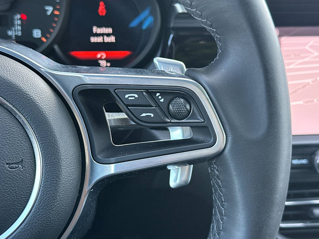 Thumbnail: 2019 Porsche Macan - 31