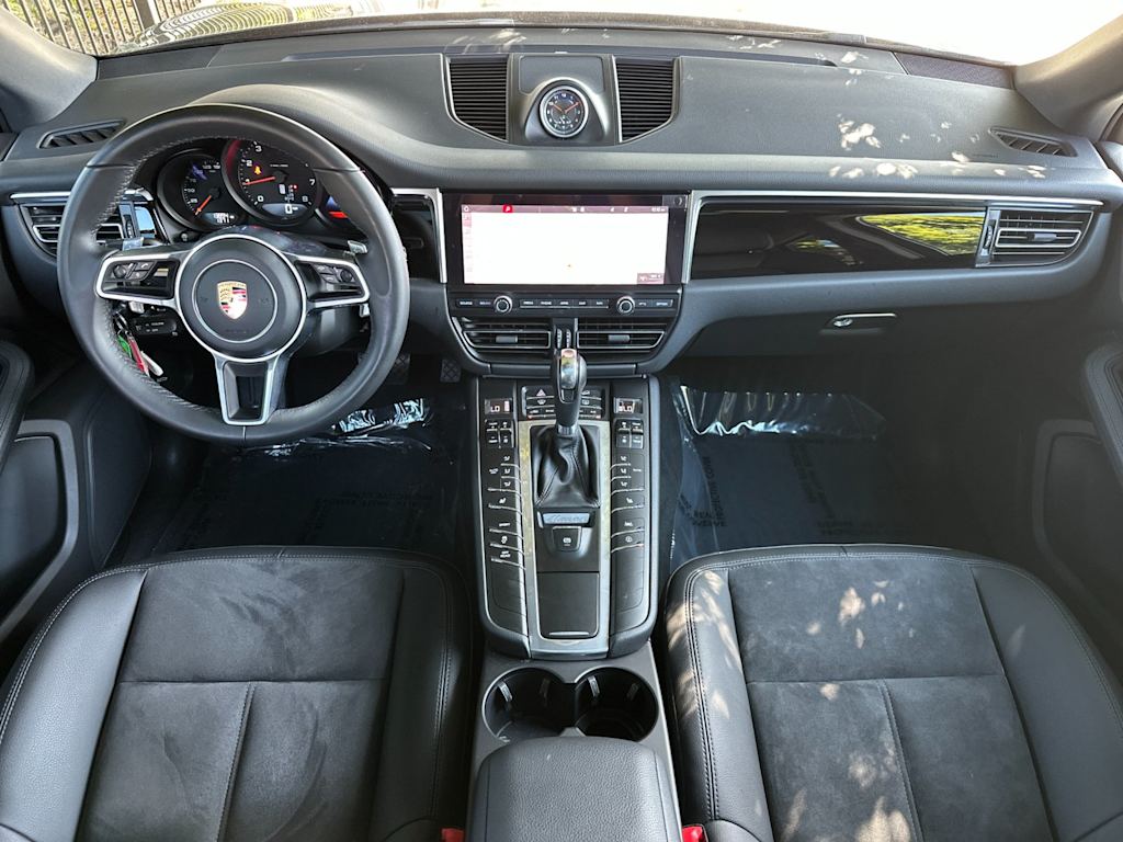 Thumbnail: 2019 Porsche Macan - 2