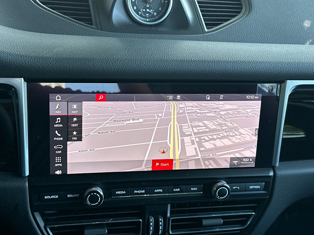 Thumbnail: 2019 Porsche Macan - 27