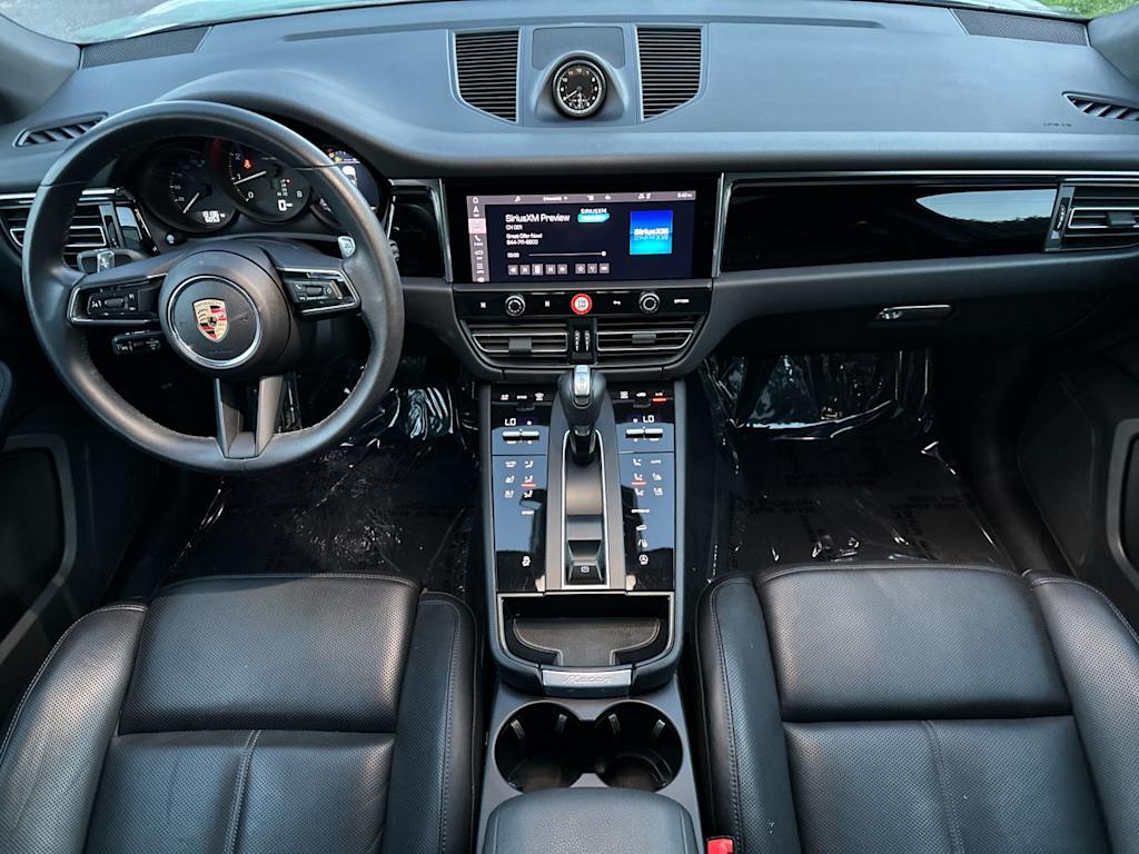 Thumbnail: 2025 Porsche Macan - 8