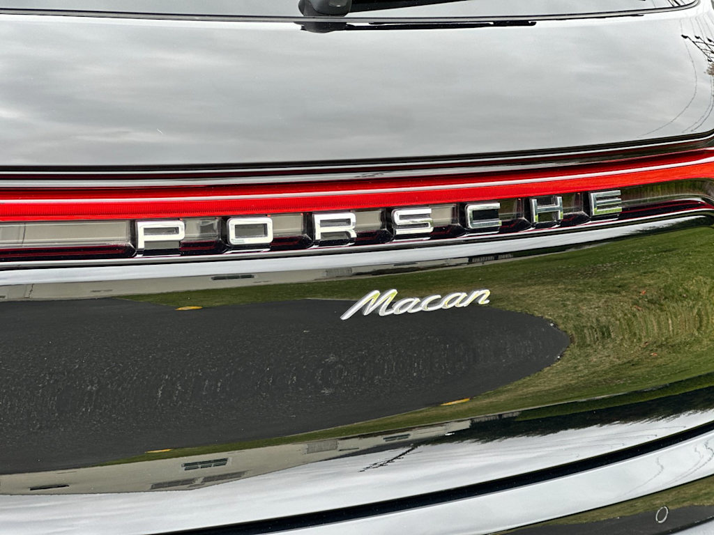 Thumbnail: 2025 Porsche Macan - 5