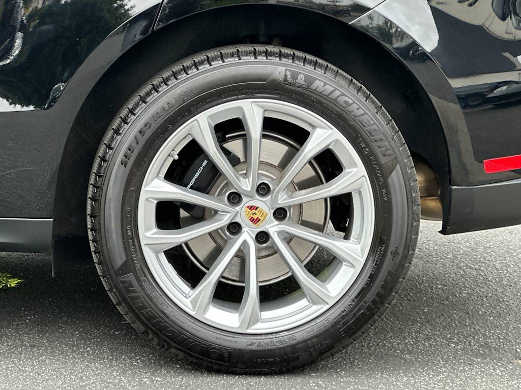 Thumbnail: 2025 Porsche Macan - 6
