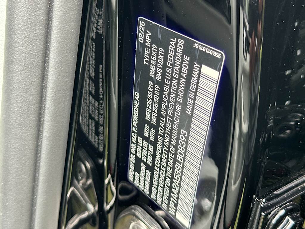 Thumbnail: 2025 Porsche Macan - 16